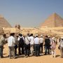 tour-group-at-the-giza-pyramids